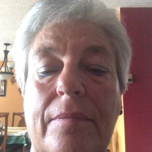 Meet your Posher, Carol